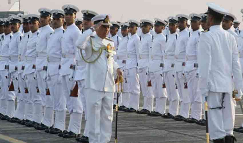 job vacancies for 10th passed in indian navy 44000 salary