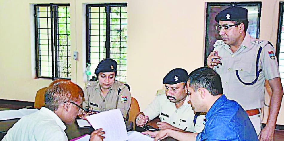 SIT questioned by ADM and seven employees