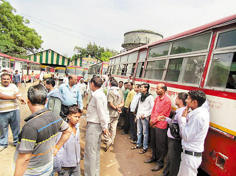 in the grip of the bus,  bike damaged