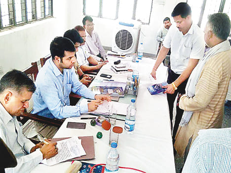 ssue of electricity, water in Tehsil Day
