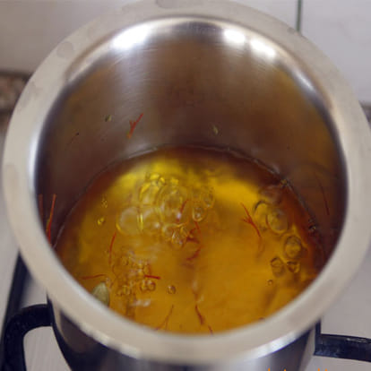 kashmir's Original Saffron Tea