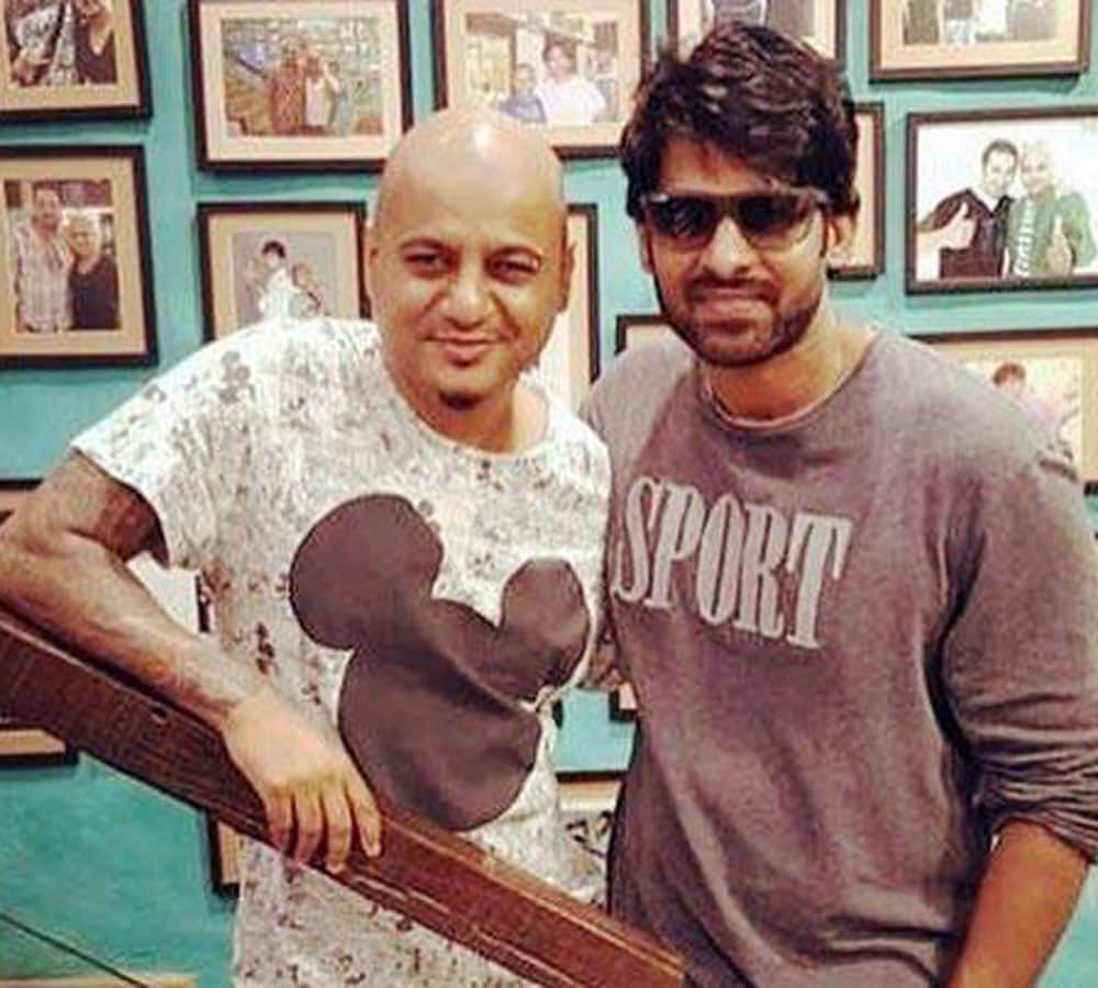 bahubali actor prabhas change his look photos viral