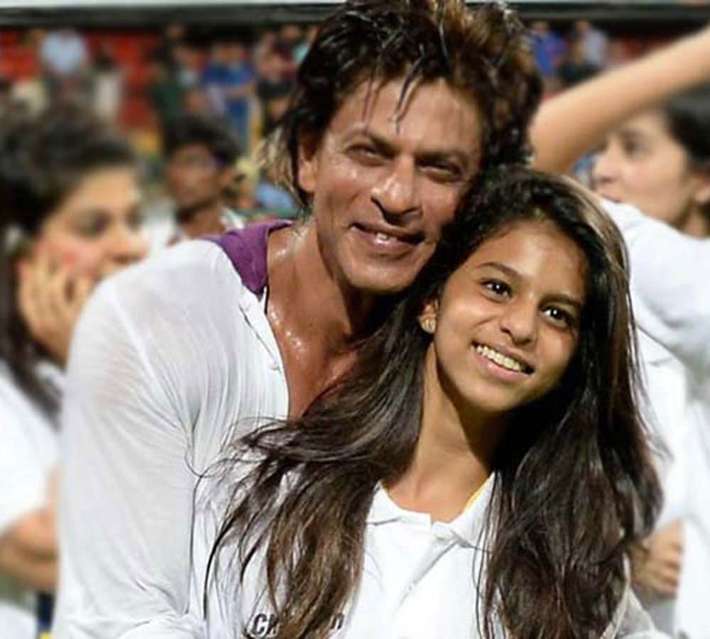 shahrukh khan daughter suhana khan old vs new stunnig pics