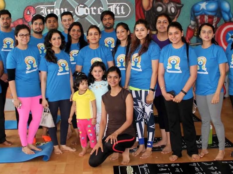 aparna yadav performs yoga in Lucknow.
