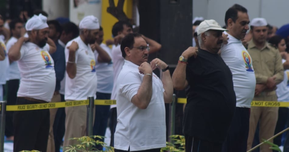 pm modi minister jp nadda doing yoga on international yoga day