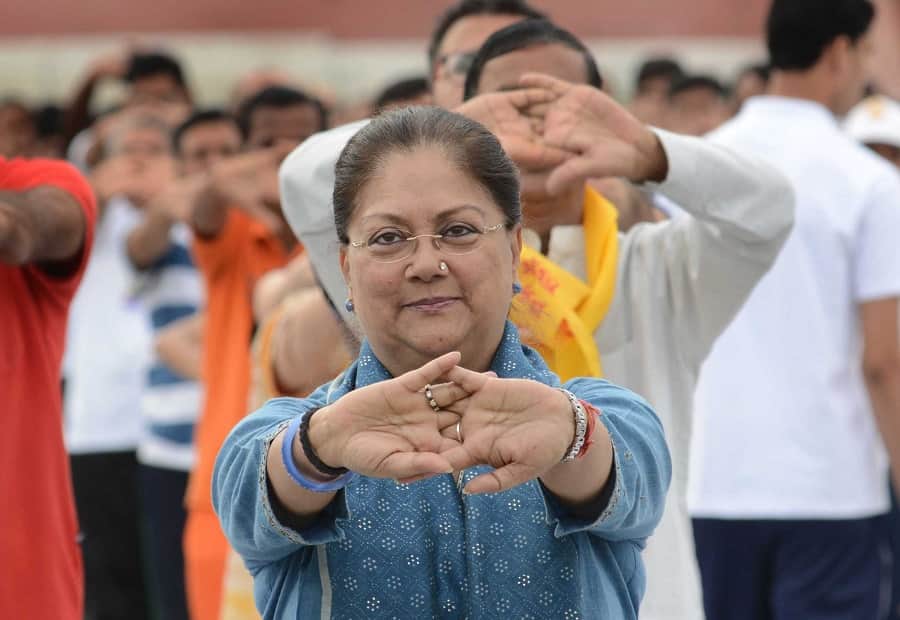 in pictures jaipurites on international yoga day 