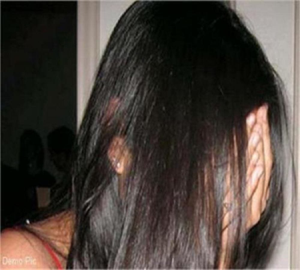 Woman can not tell her info