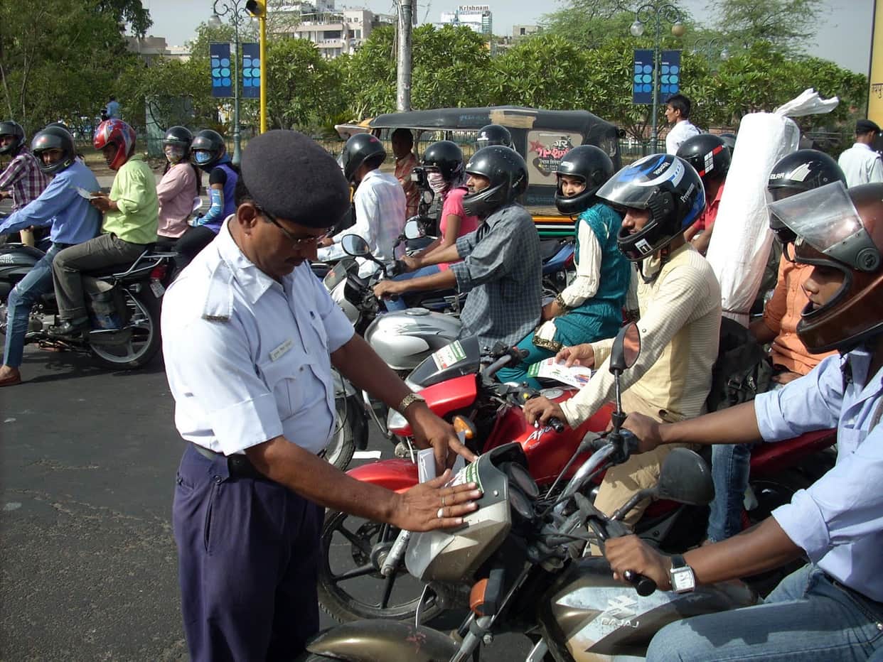 these highly creative advertisements by traffic police jaipur is getting attention of all