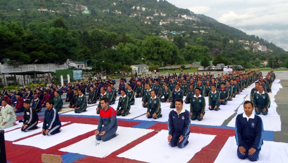 international yoga day itbp jawan did yoga