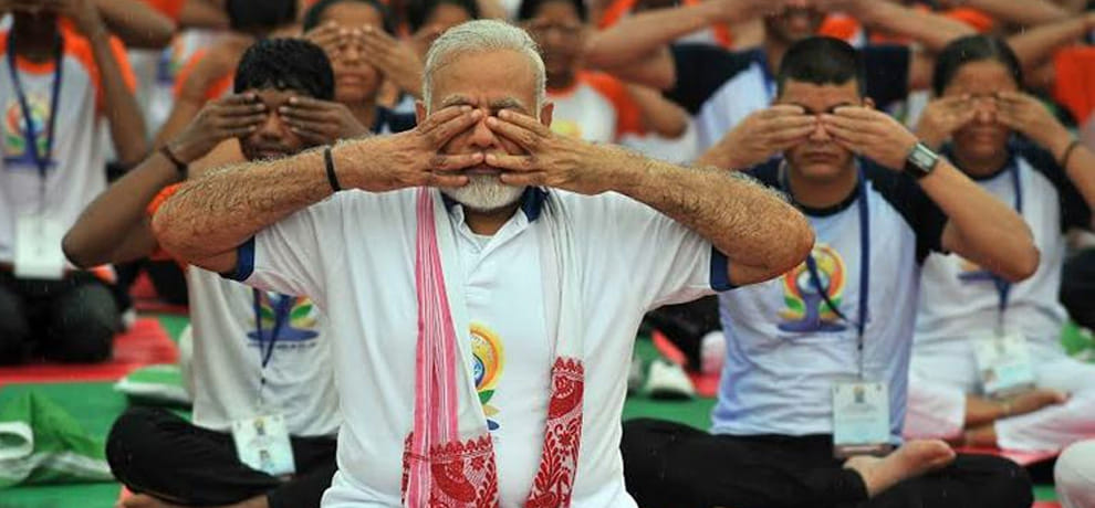 International Yoga day 2017 LIVE: PM Modi and CM Yogi Adityanath celebrating Yoga in Lucknow