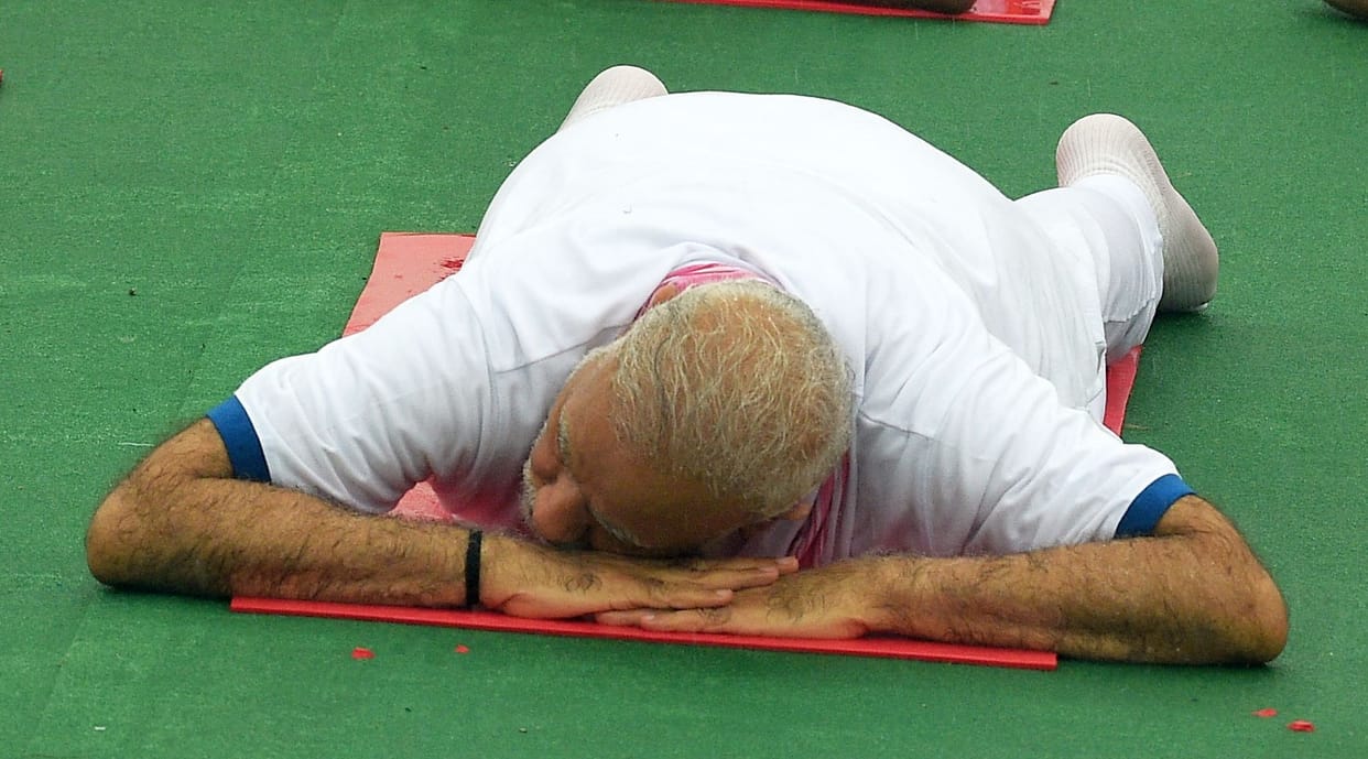 prime minister modi yoga session in lucknow