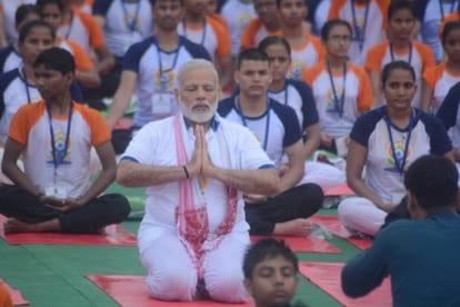 prime minister modi speech on international yoga day in lucknow