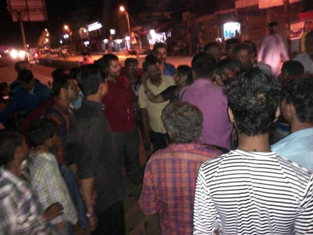 The alcoholics beat the penny, bottled on the head in hathras