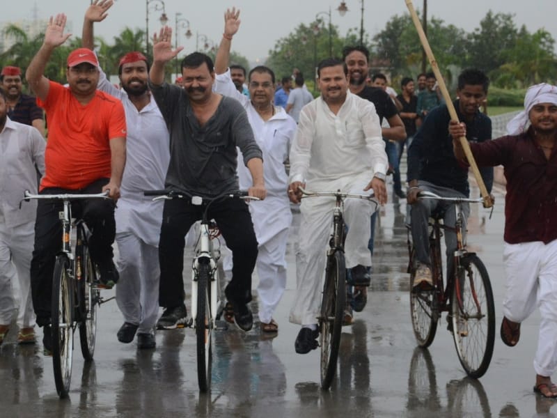  SP leaders do cycle rally in   Lucknow on Yoga Day.