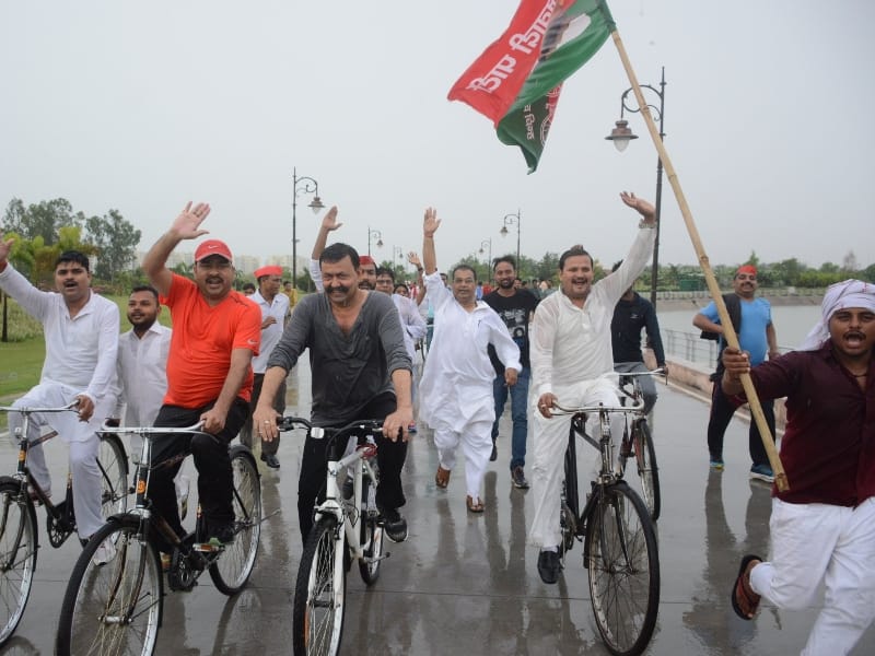  SP leaders do cycle rally in   Lucknow on Yoga Day.