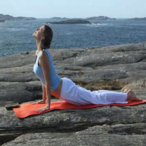 These five yoga poses will keep you fresh throughout the day