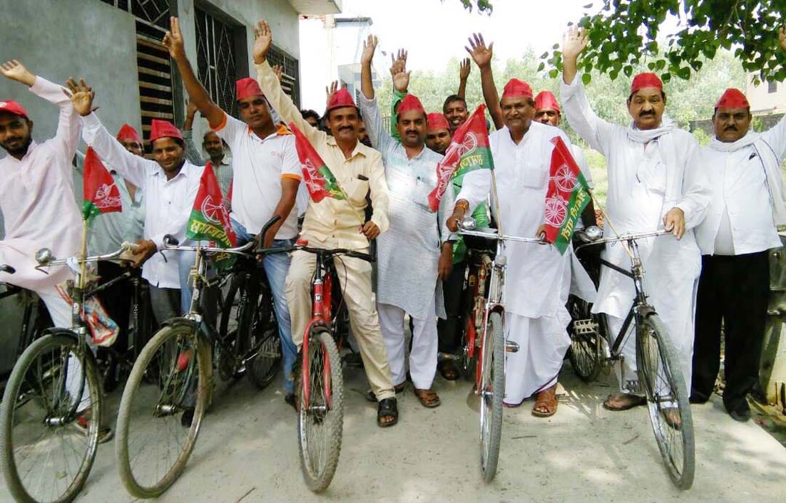 vishv yog divas par sapaeeyon ne chalaee saikil
