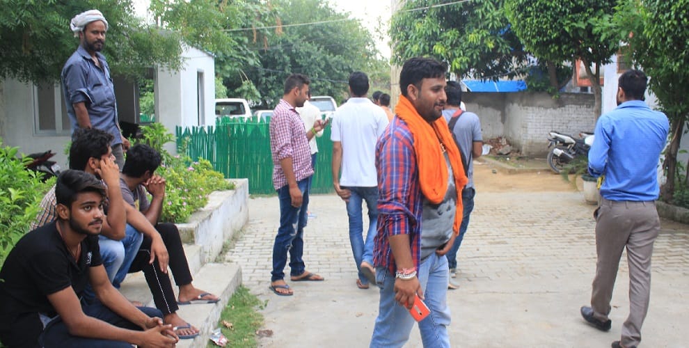 Firing on BJP MLA nephew in Meerut College meerut