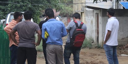 Meerut College again bloody struggle in two factions, hockey, beaten, firing