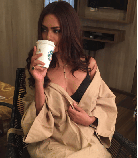 Esha Gupta looks hot in latest shoot