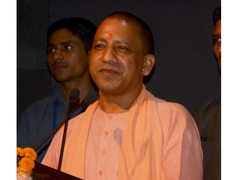 toppers of Uttar Pradesh board by chief minister adityanath.