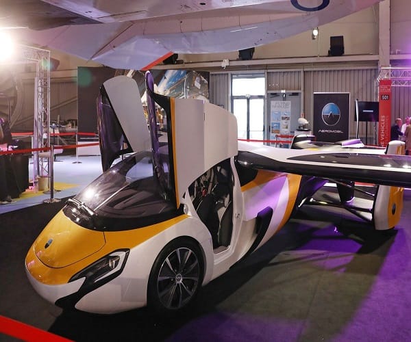 paris air show, a place of planes and flying cars