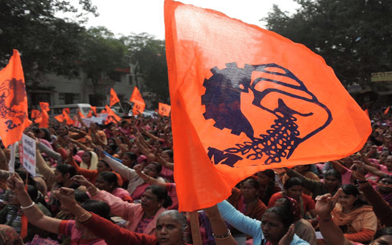 labor union questions and demand for restructuring of niti ayog