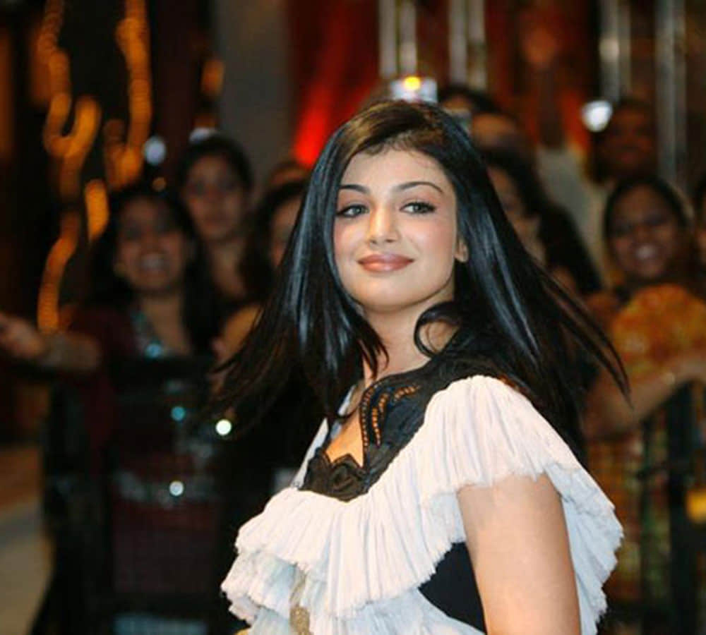 Ayesha Takia Won The Filmfare Award For Her First Film And She Was The Complan Girl