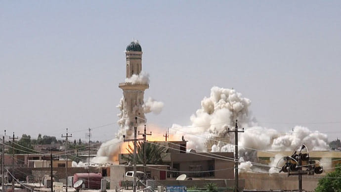 Iraq: ISIS blows up Mosul mosque in Baghdad