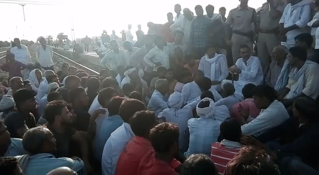 Jat protest at railway track to demand of reservation 