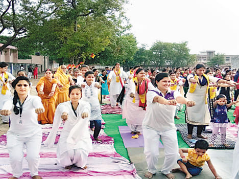 Camp yoga