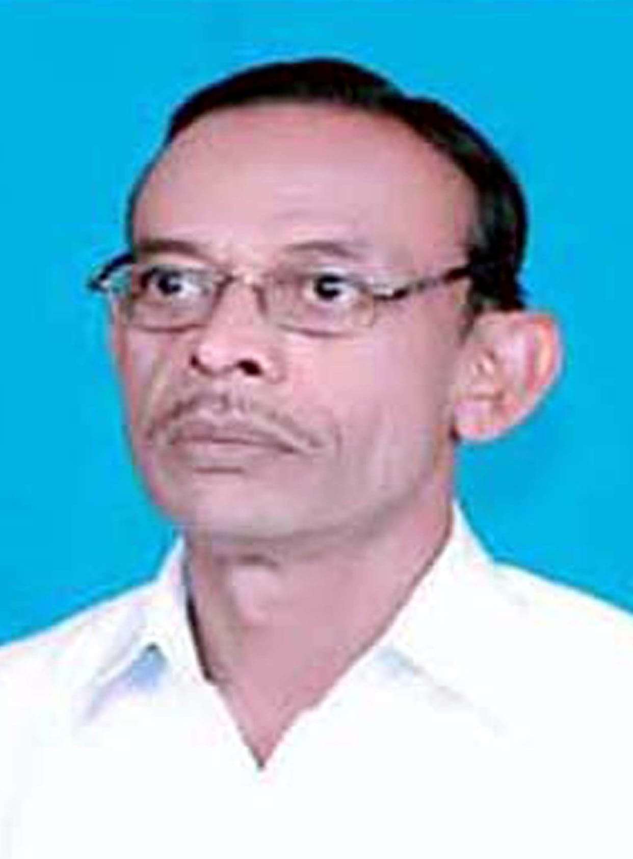 पालिकाध्यक्ष से मांगी 10 लाख की चौथ