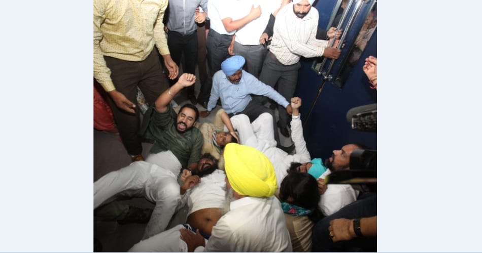 Big dispute in punjab assembly budget session