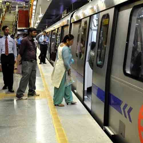 job vacancies in delhi metro for graduates 50000 salary