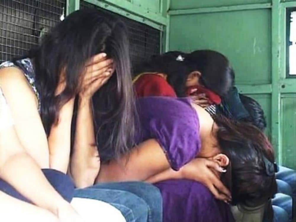 hyderabad sex racket heroine get paid 1 lakh rupee for 1 week