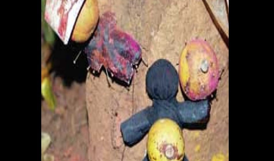 superstitious father cut 3 year daughter ear, police arrested
