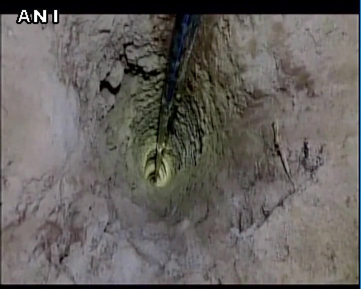 Telangana: Rescue ops continue for girl who fell into a 40-feet open borewell in Vikarabad 