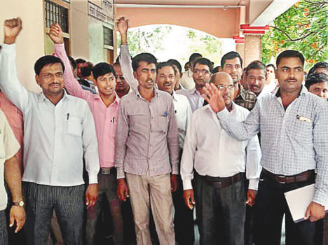 Locked locks in officers offices, slogans by lawyers