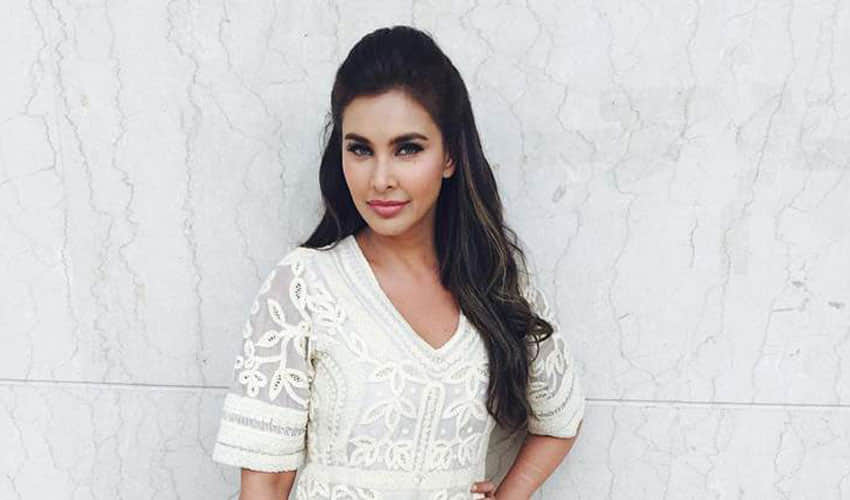 These Bollywood Actresses Learned Hindi to Make Acting Career From Katrina Kaif to Jacqueline Fernandez