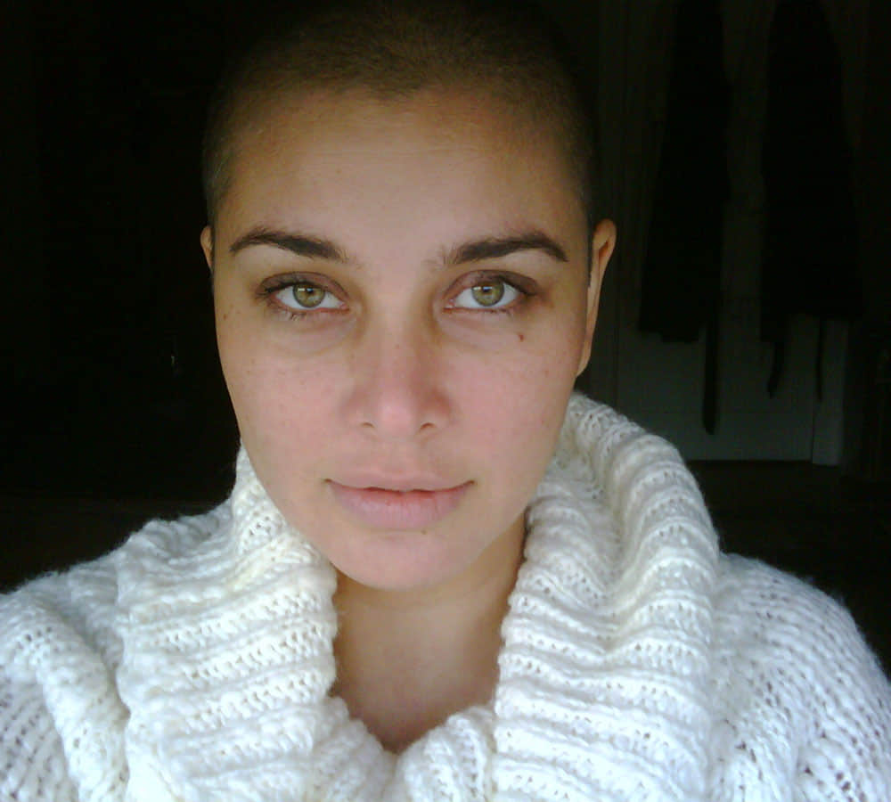 lisa-ray-suffering from appendicitis-after-surviving-cancer