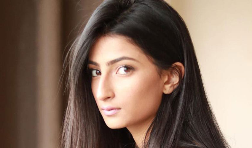 shweta tiwari daughter palak rejects sunny deol son karan deol offer