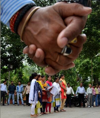 Income tax workers Made protest