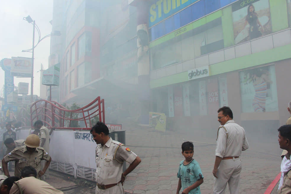 IP sigra mall caguht fire when film tubelight is housfull