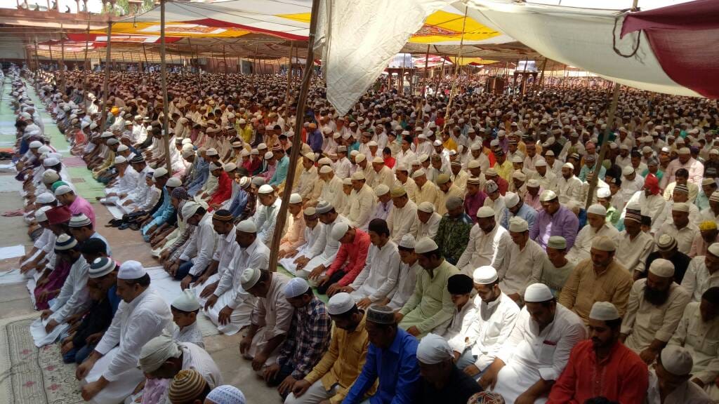 juma alvida namaz complete in agra and other near by district 