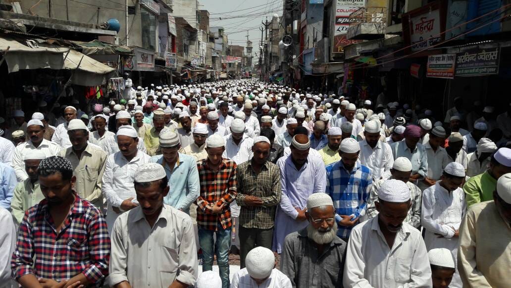 juma alvida namaz complete in agra and other near by district 