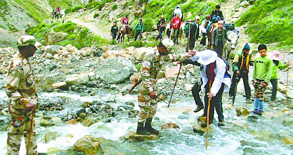The first team, De Pirapuk, second Nabidhang, reached the third Gala