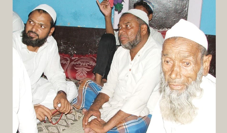 man stabbed to death for not allegedly carrying beef but to occupy seat in train