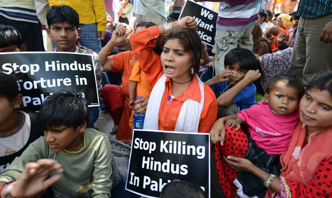 Know about pakistani hindus, what is the situation of hindu community in pakistan