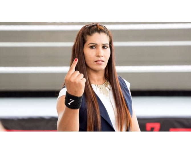 indian wrestler kavita dalal wwe fight