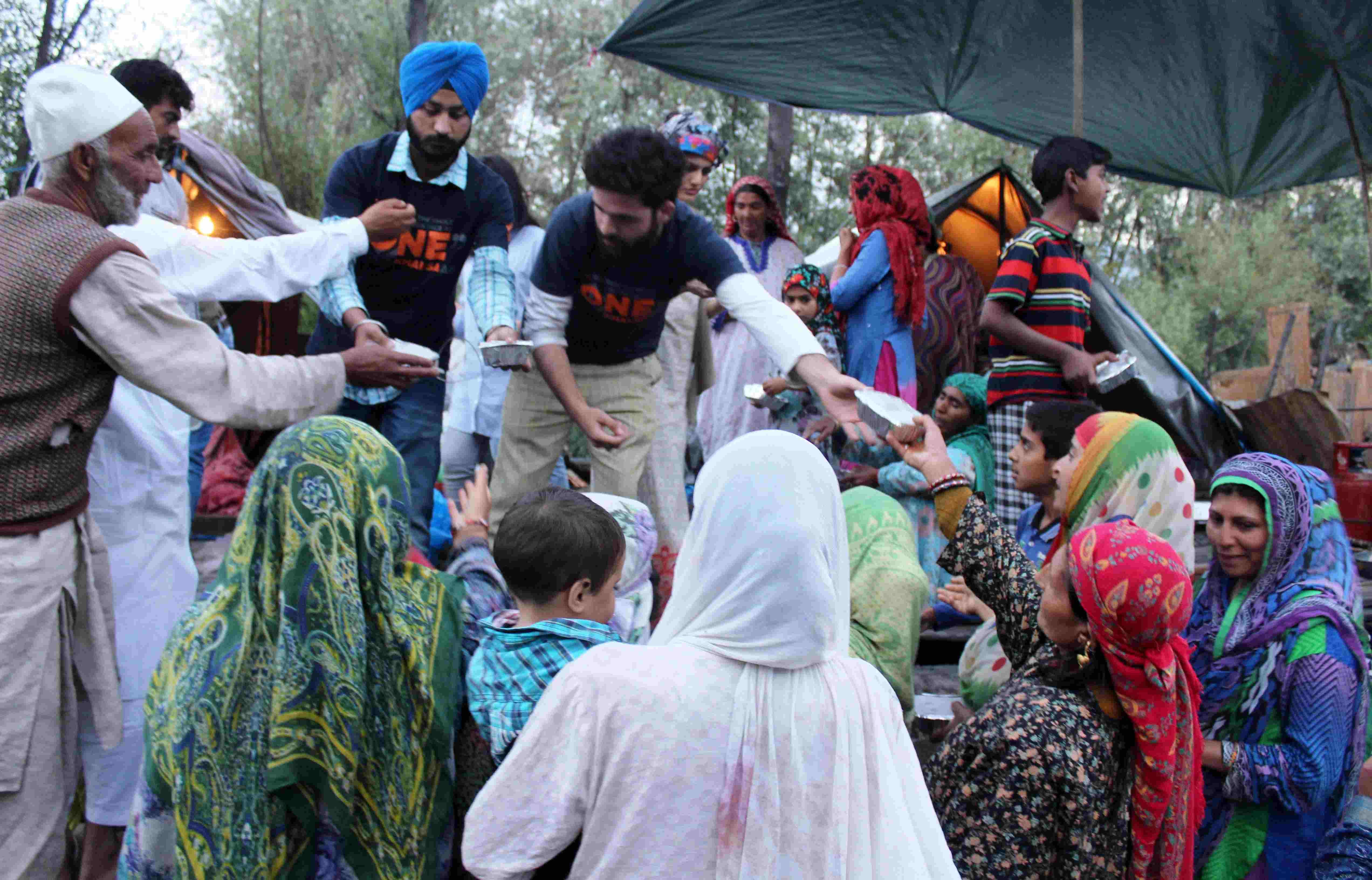 sikh organisation organised help camp in kashmir